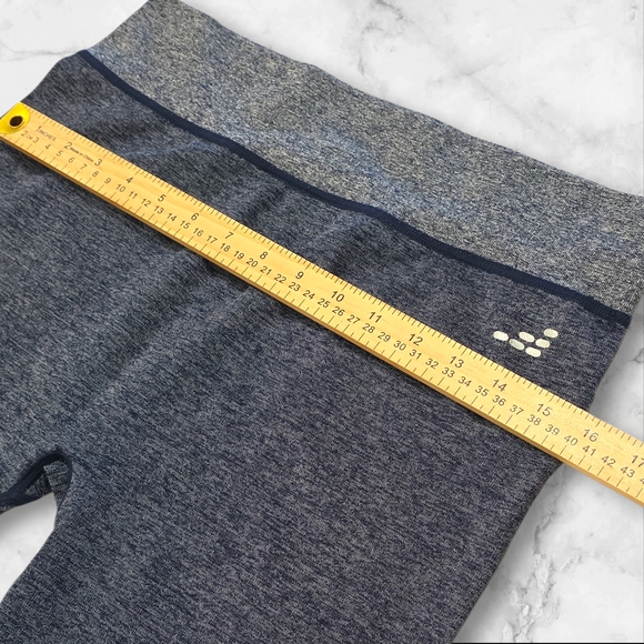BCG Woman's Blue and Gray Running Athletic Gym Leggings Size Xtra Large (XL) B53 - Picture 8 of 9